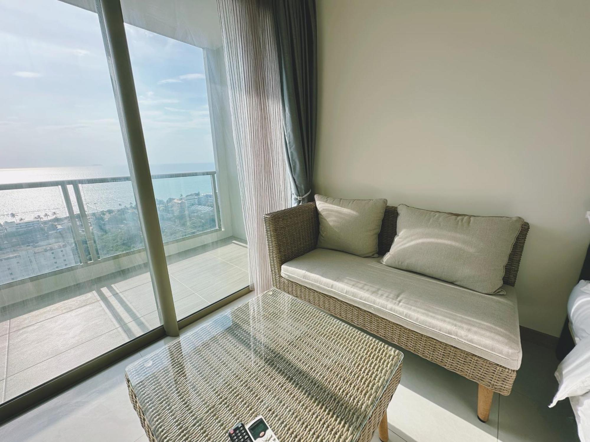Riviera Jomtien By Daisy Pattaya 2公寓 外观 照片