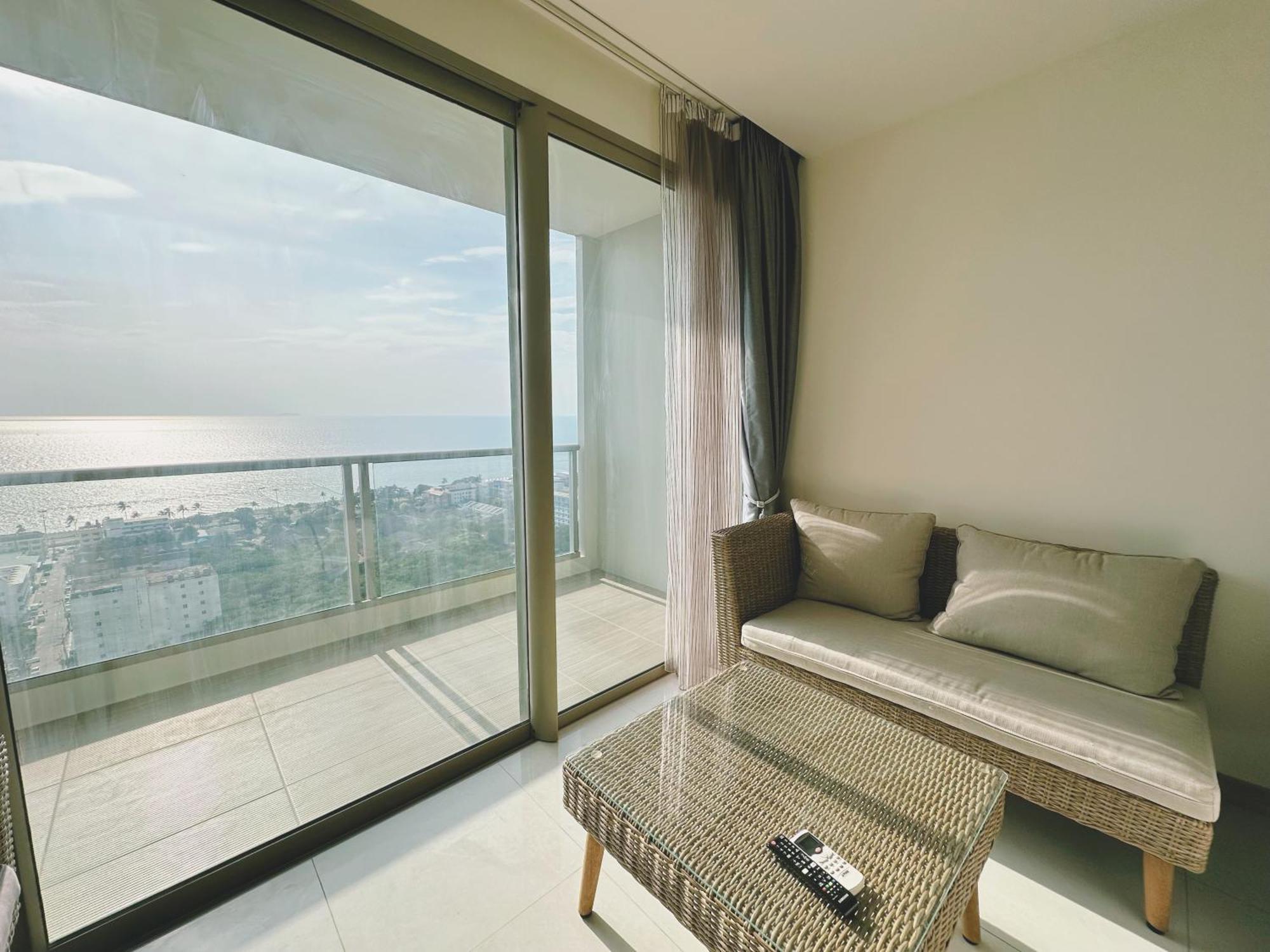 Riviera Jomtien By Daisy Pattaya 2公寓 外观 照片